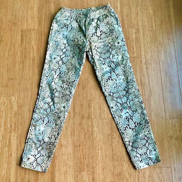 Spell Aloha Python Jets Medium - Picture 4 of 8